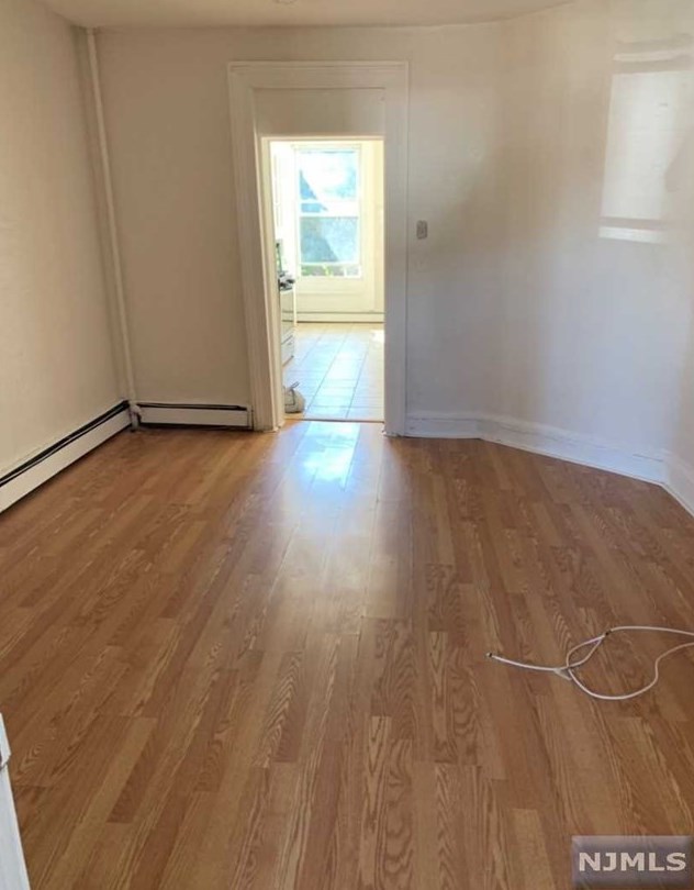 391 Belmont Ave, Paterson, NJ 07508-1351