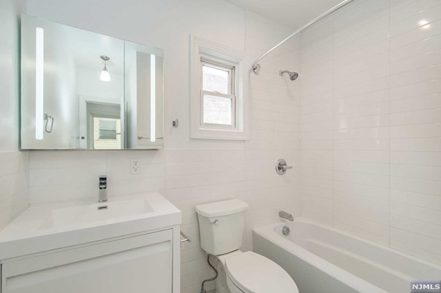80 Belmont Ave, Jersey City NJ  07304-3012 exterior
