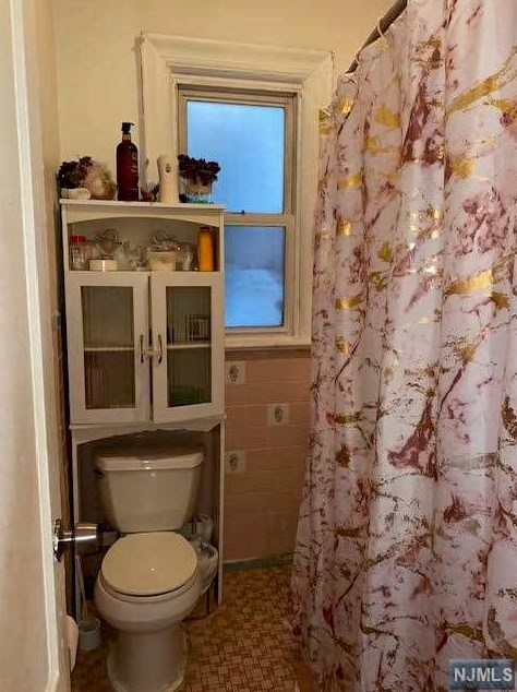 164 Clendenny Ave, Jersey City NJ 07304-1201 exterior