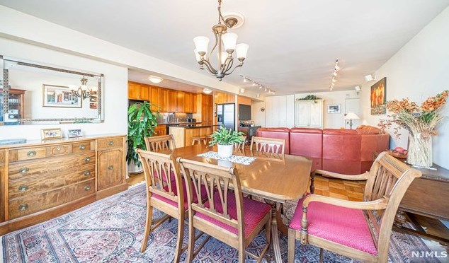 250 Gorge Rd #24i, Cliffside Park, NJ 07010