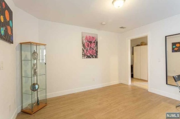 434 West Side Ave #1600, Jersey City, NJ 07304