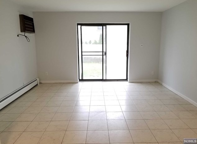 93 Myrtle Ave # 1, Edgewater, NJ