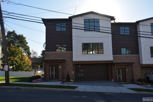 80 W Homestead Ave #a, Palisades Park, NJ 07650