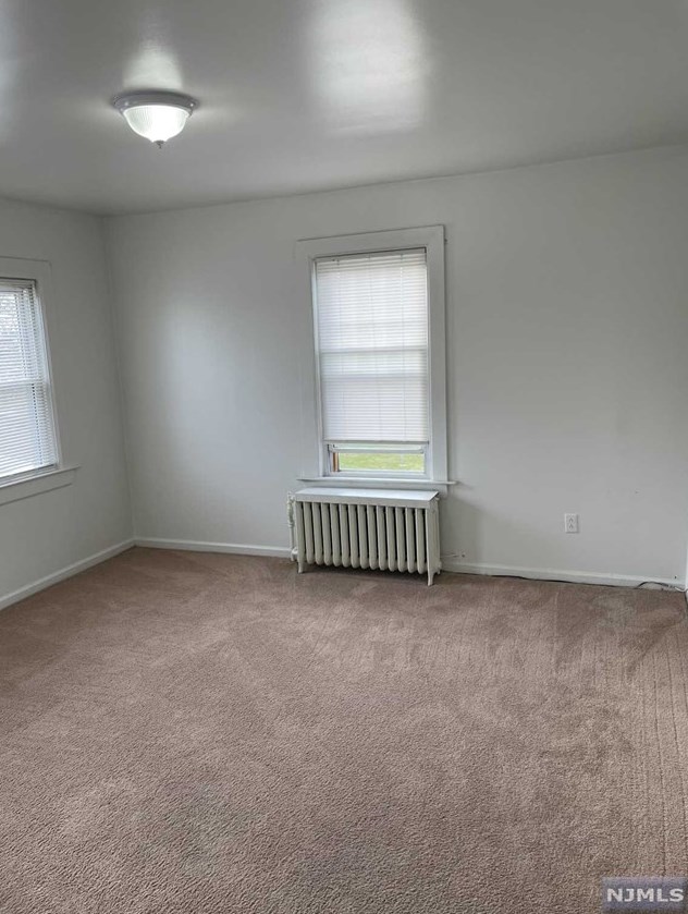 43 Center St, Little Ferry NJ  07643-1802 exterior