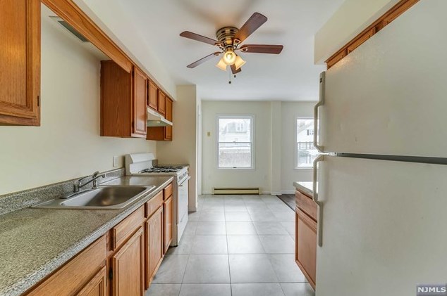 33 Maple St #2, Bloomfield, NJ 07003