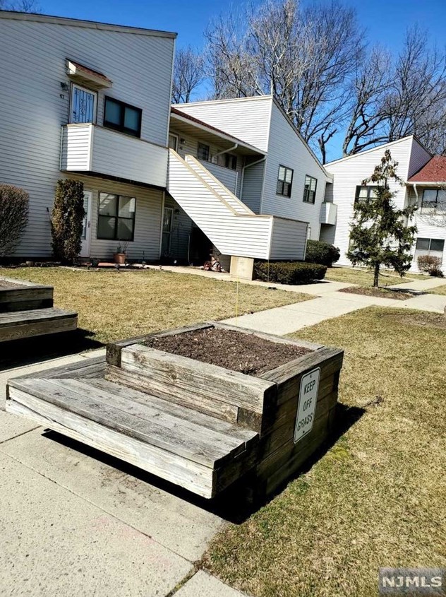 35 Coriander Way #bldg D, Englewood, NJ 07631