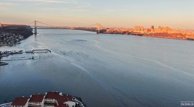 1203 River Rd Apt 8h, Edgewater, NJ