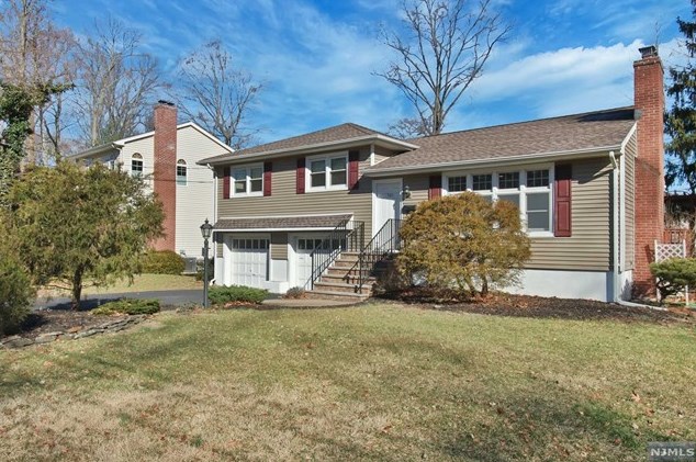 521 Jemco Pl, Ridgewood, NJ 07450