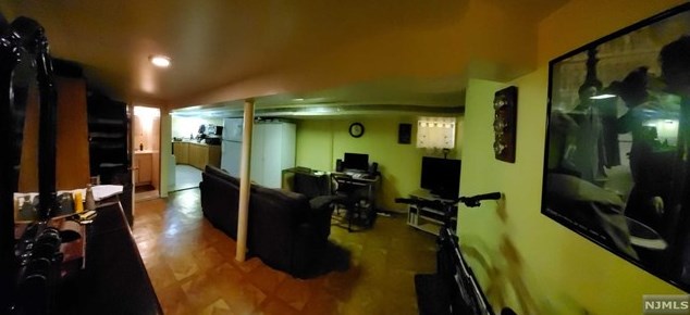 433 Columbia Ave, Cliffside Park, NJ 07010