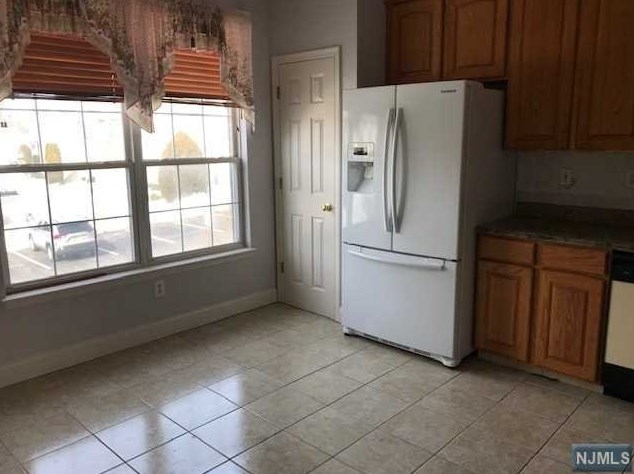 1123 Stafford St, Mahwah, NJ 07430