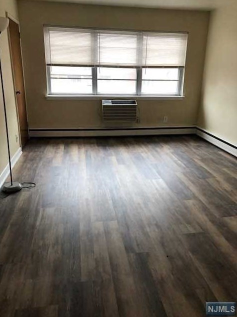 325 Essex St #n, Hackensack, NJ 07601