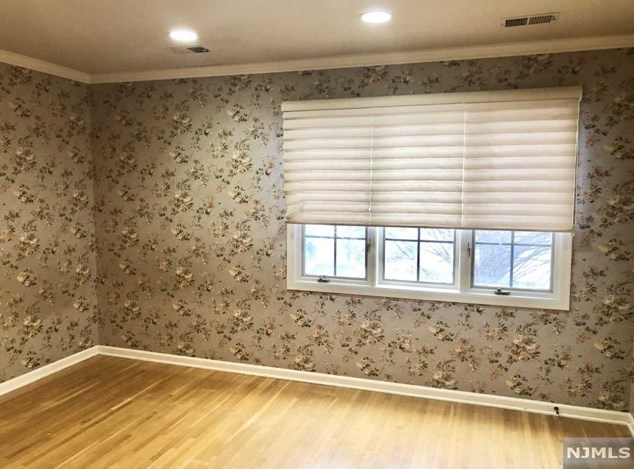 11 Tanager Ct, Wayne NJ 07470-8422 exterior