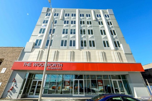 149 Main St #402, Hackensack, NJ 07601