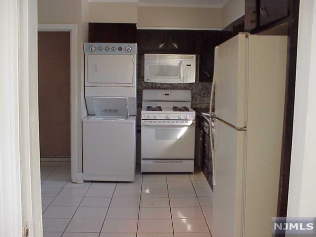 29 Vreeland Ave, Hackensack NJ  07601-6525 exterior
