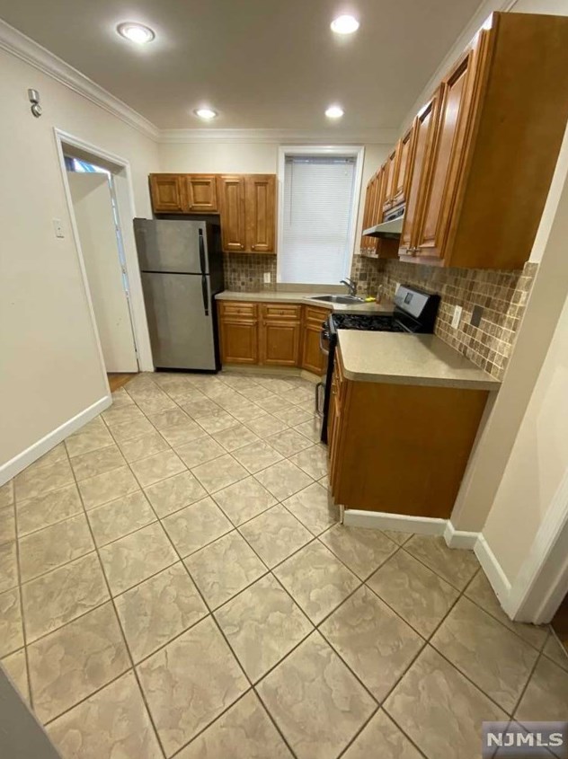 95 Jefferson St #1, Union City, NJ 07086