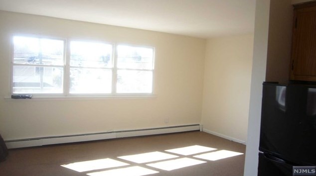 336 Totowa Rd, Paterson NJ  07512-2660 exterior