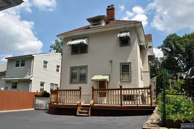 441 W Anderson St #1st Floor, Hackensack, NJ 07601