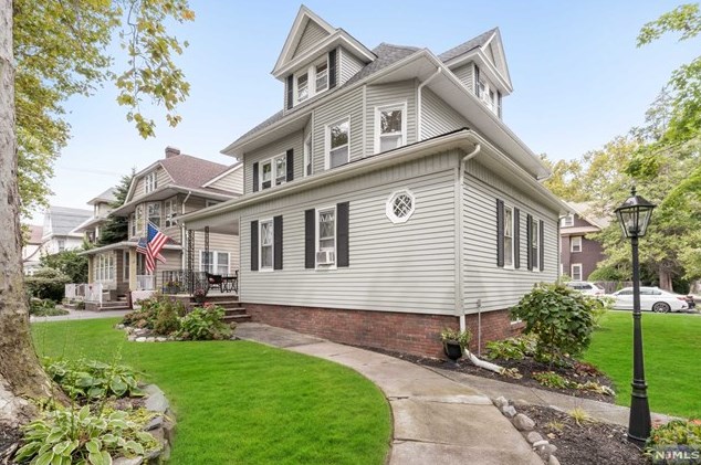 53 Addison Ave #2, Rutherford, NJ 07070