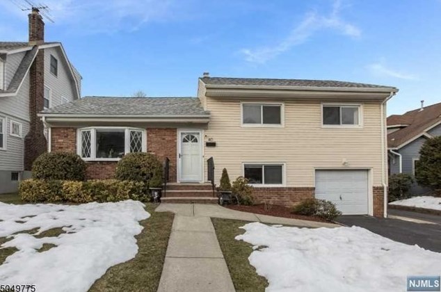 40 Dodd St, Montclair, NJ 07042