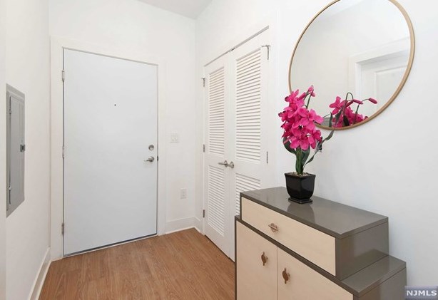 429 Bergen Ave #416, Jersey City, NJ 07304
