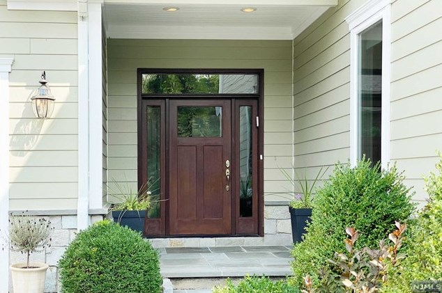 519 Homans Ave, Closter, NJ 07624