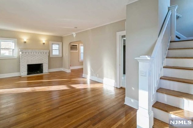 139 Division Ave, Hasbrouck Heights, NJ 07604