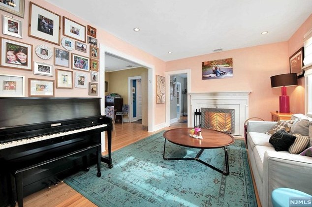 55 Concord St, Englewood, NJ 07631