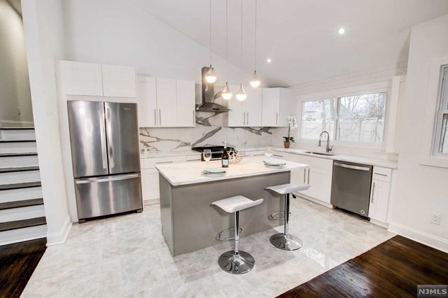 287 Evergreen St, Hillsdale, NJ 07642-1627