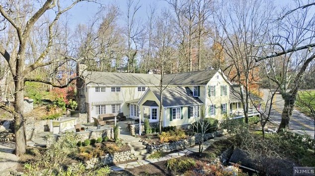 171 E Allendale Rd, Upper Saddle River, NJ 07458