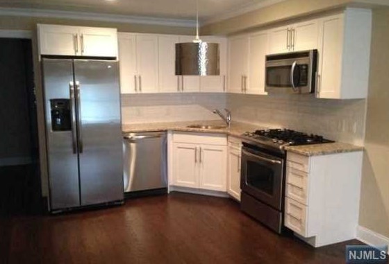 200 Laird Ave Apt 102, Cliffside Park, NJ 07010