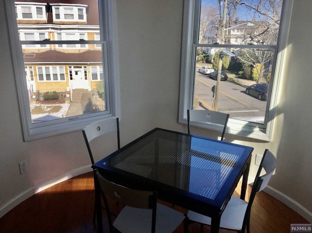 40 Oakdene Ave #2, Cliffside Park, NJ 07010