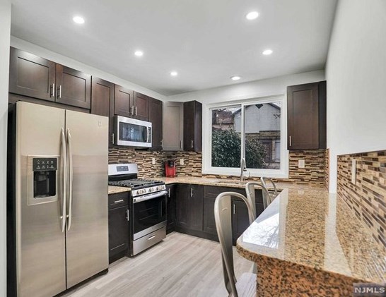 683 Boulevard E #2, Union City, NJ 07086