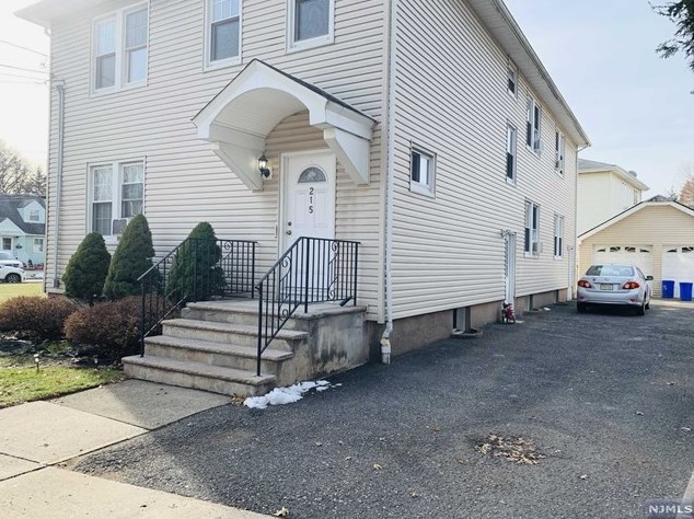 215 Saddle River Rd, Saddle Brook, NJ 07663