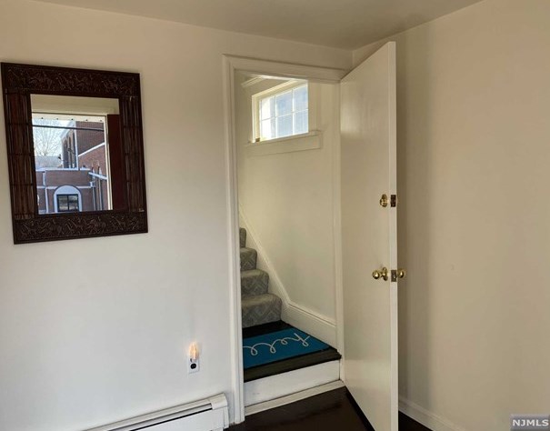 130 Hazelton St, Ridgefield Park, NJ 07660