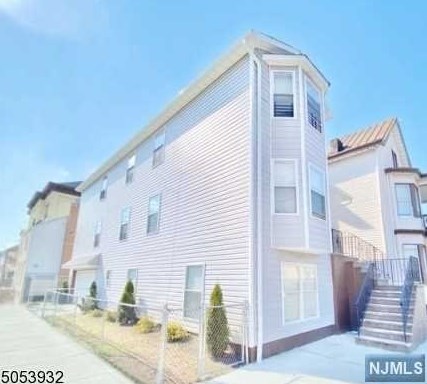 292 Van Houten St, Paterson, NJ 07501