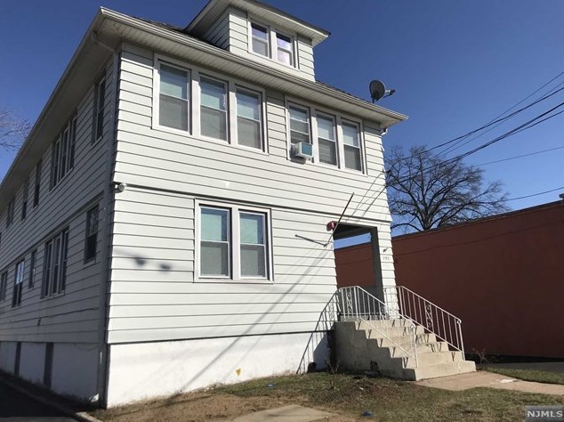 792 Main St, Hackensack, NJ 07601