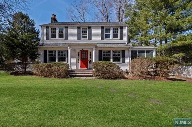 611 Piermont Rd, Demarest, NJ 07627
