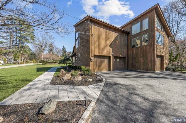 159 Orchard Rd, Demarest, NJ 07627