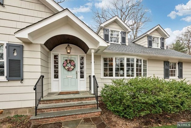 448 Shelbourne Terrace, Ridgewood, NJ 07450
