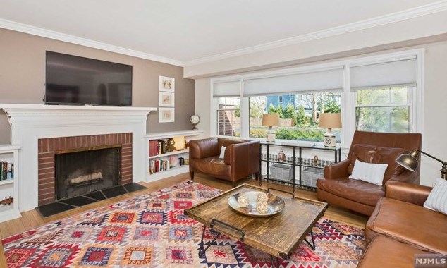 4 Belmont Rd, Ridgewood, NJ 07452