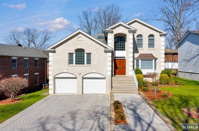 59 Toni Dr, Englewood, NJ 07632-1743
