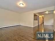116 37th St, Union City, NJ 07087