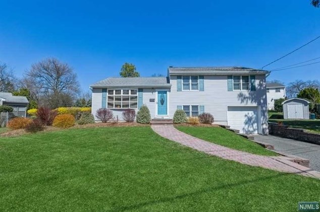 116 12th St, Cresskill, NJ 07626