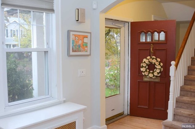 38 Clairmont Ave, Westwood, NJ 07675-3326
