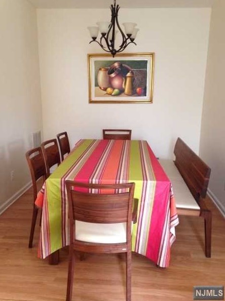 113 Cambridge Dr, Nutley, NJ 07110