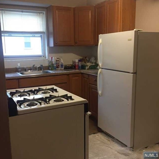 294-308 Terrace Ave #296b, Hasbrouck Heights, NJ 07604