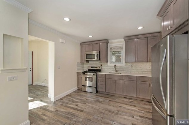 12 Humboldt St #1, Wood-Ridge, NJ 07075