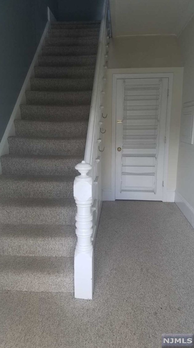 32 South Ave #2nd/3r Floor, Harrington Park, NJ 07640