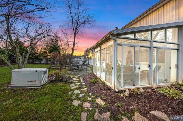228 Taylor Rd, Paramus, NJ 07652-4730