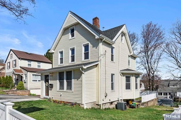 160 Kinderkamack Rd, River Edge, NJ 07661